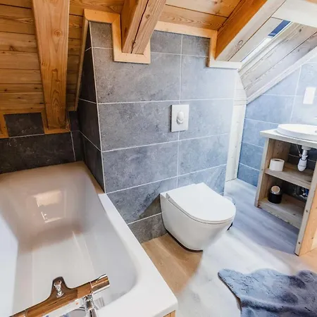 Les Loups Blancs, Duplex Renove En 2022, Pied Des Pistes Apartment Montgenevre